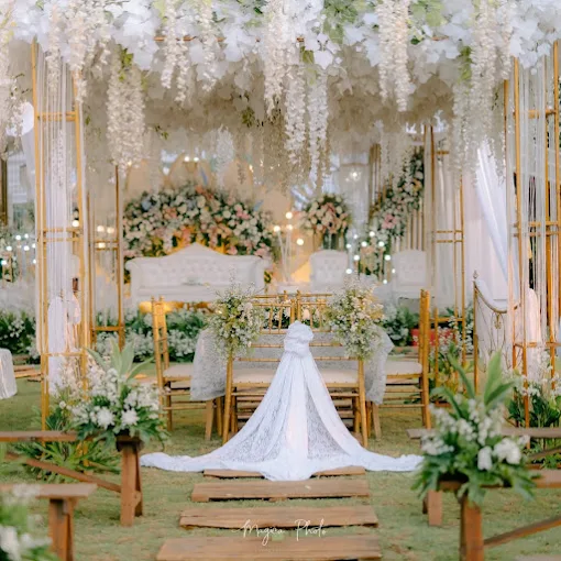 Paket Wedding di Taman Aviah