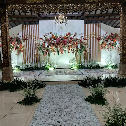 Paket Wedding di Gedung Djoglo Ageng