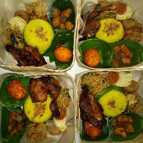 Nasi Kuning Lengkap - Gambar 4