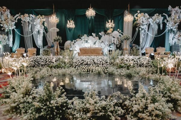 Paket Wedding di Graha Kartini Ballroom - Gambar 7