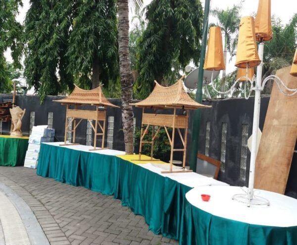 Paket Wedding di Royal Park Swimming Pool - Gambar 5