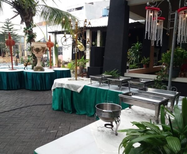Paket Wedding di Royal Park Swimming Pool - Gambar 4