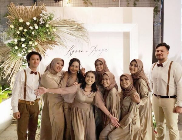 Paket Wedding di Hotel Santika Gresik - Gambar 2