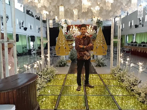 Paket Wedding di Menzikon Aula Manunggal - Gambar 4