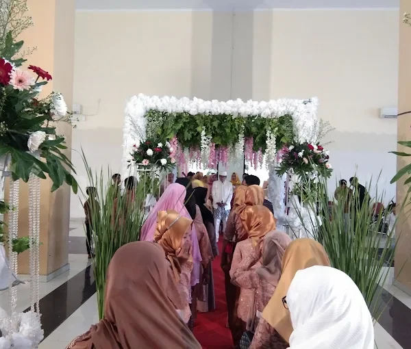 Paket Wedding di GOR Kelapa Dua Wetan Ciracas