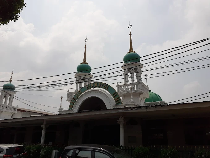 Masjid Hikmatul Ilmi Cililitan Jakarta Timur