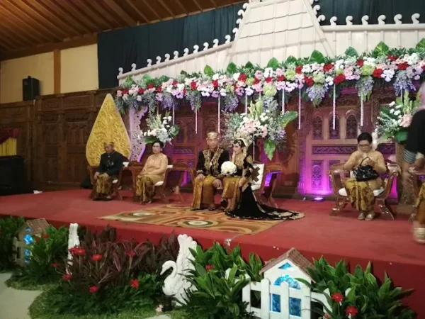 Paket Wedding di Aula Sarbini Wiladatika - Gambar 4