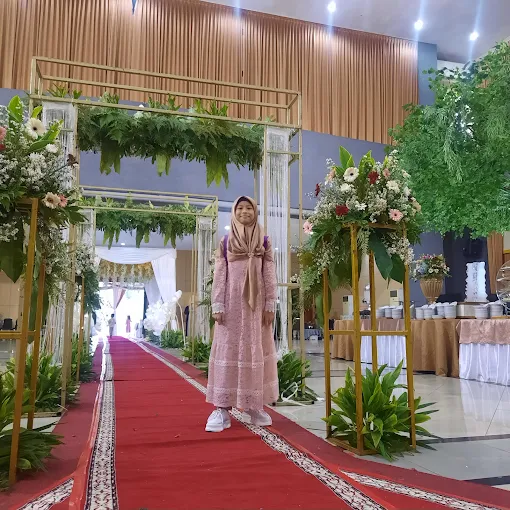 Paket Wedding di Gedung Sdelog POLRI Cipinang