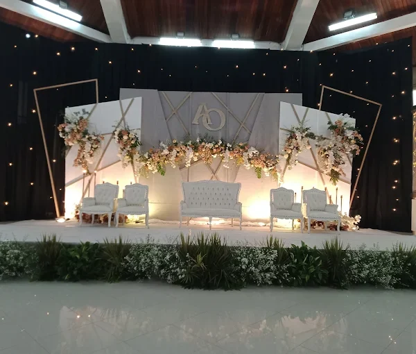 Paket Wedding di Gedung Semeru (PPPPTK Bisnis & Pariwisata)