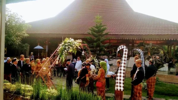 Paket Wedding di Payon Joglo - Gambar 2