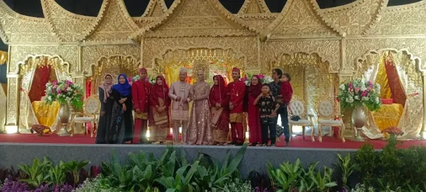 Paket Wedding di Gedung Sdelog POLRI Cipinang - Gambar 2