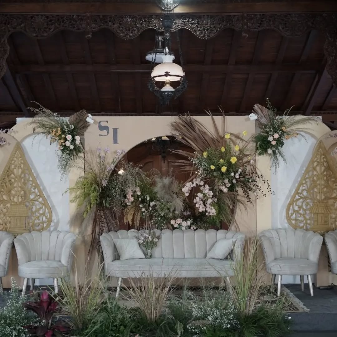 Wedding Setiawan & Irma di Semi Outdoor Venue Joglo Bringin Rejo Surabaya