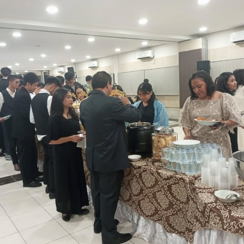 Wisuda SMAK Penabur di Sekolah SMAK Penabur Kebon Jeruk Jakarta Barat