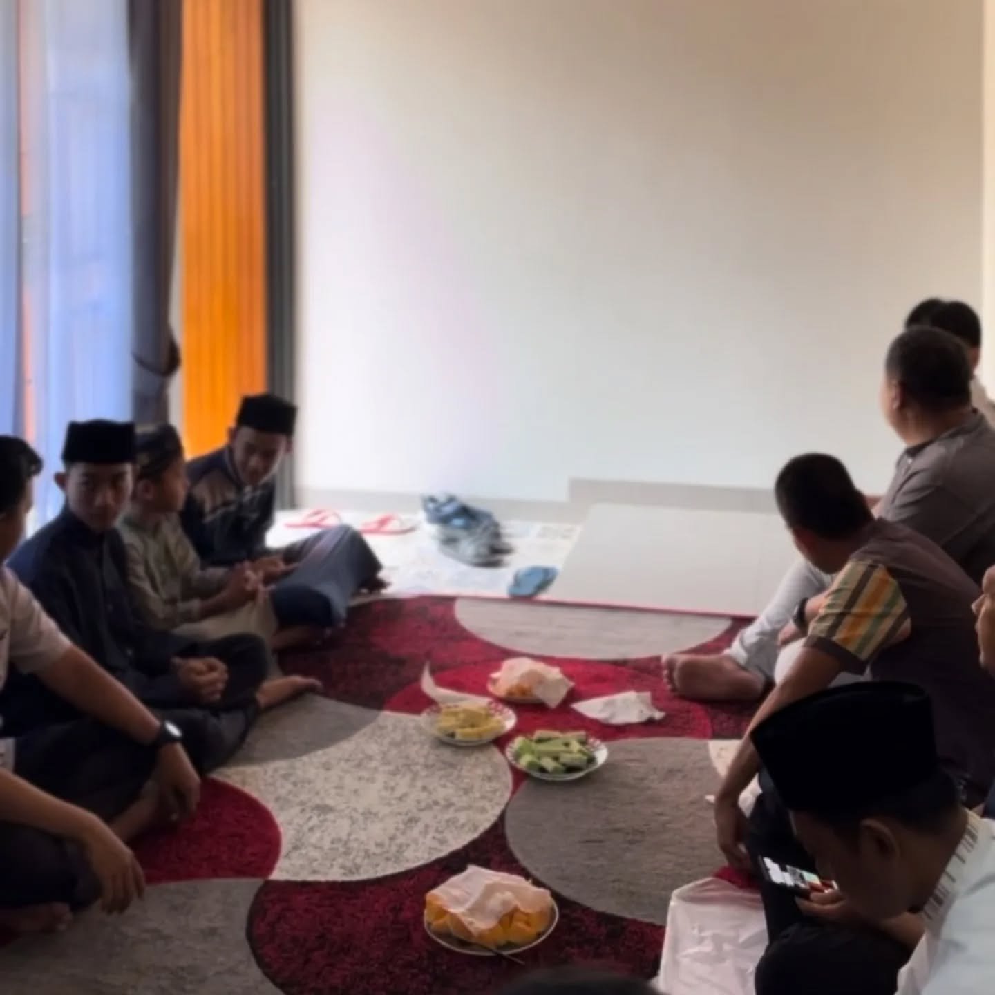 Tasyakuran Penempatan Rumah Anindhia Rizkita di  Permata Cimanggis Tapos Depok
