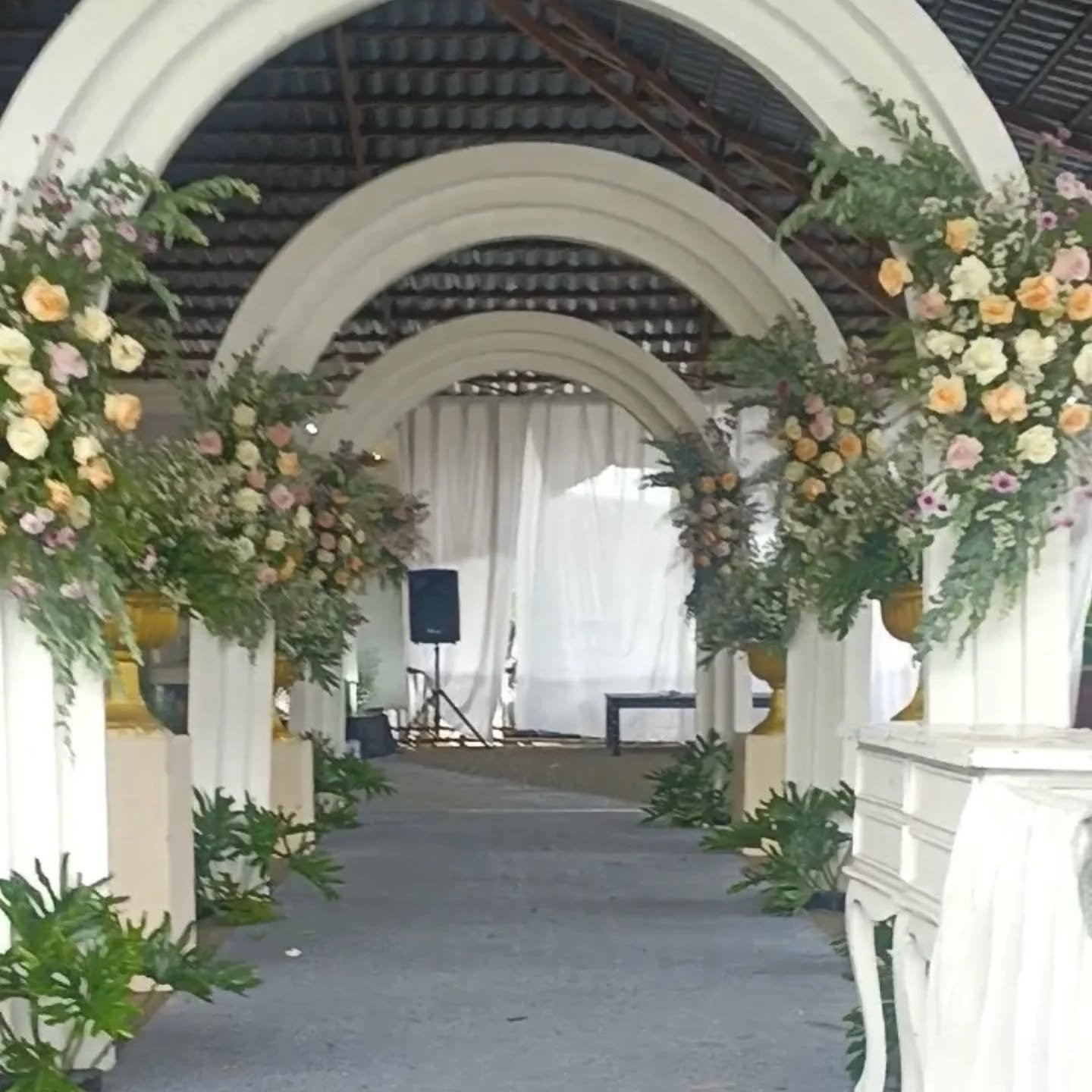 Wedding Bagus & Rossi di GSG Taman Gangsar Malang