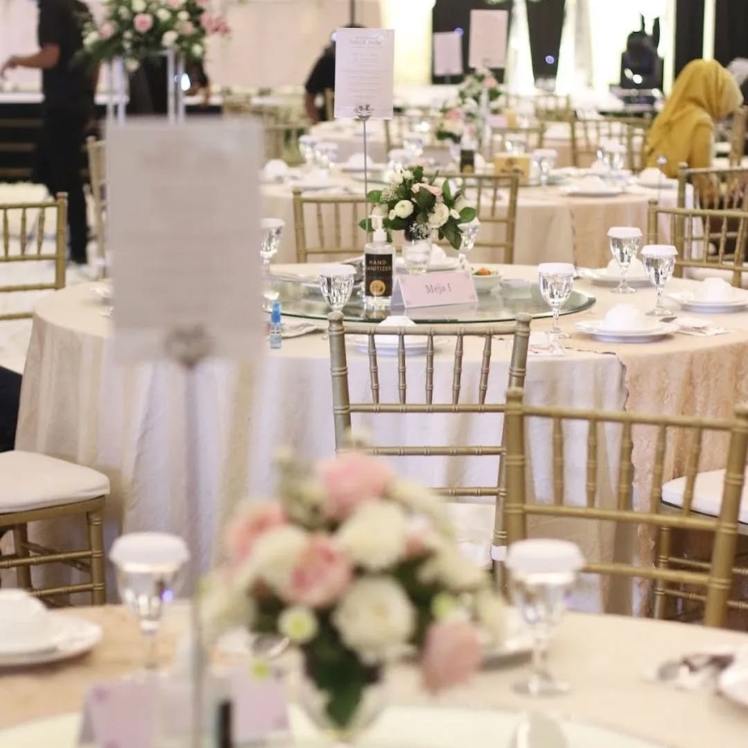 Wedding Riyan & Ziska di Gedung Cemara Ballroom Malang