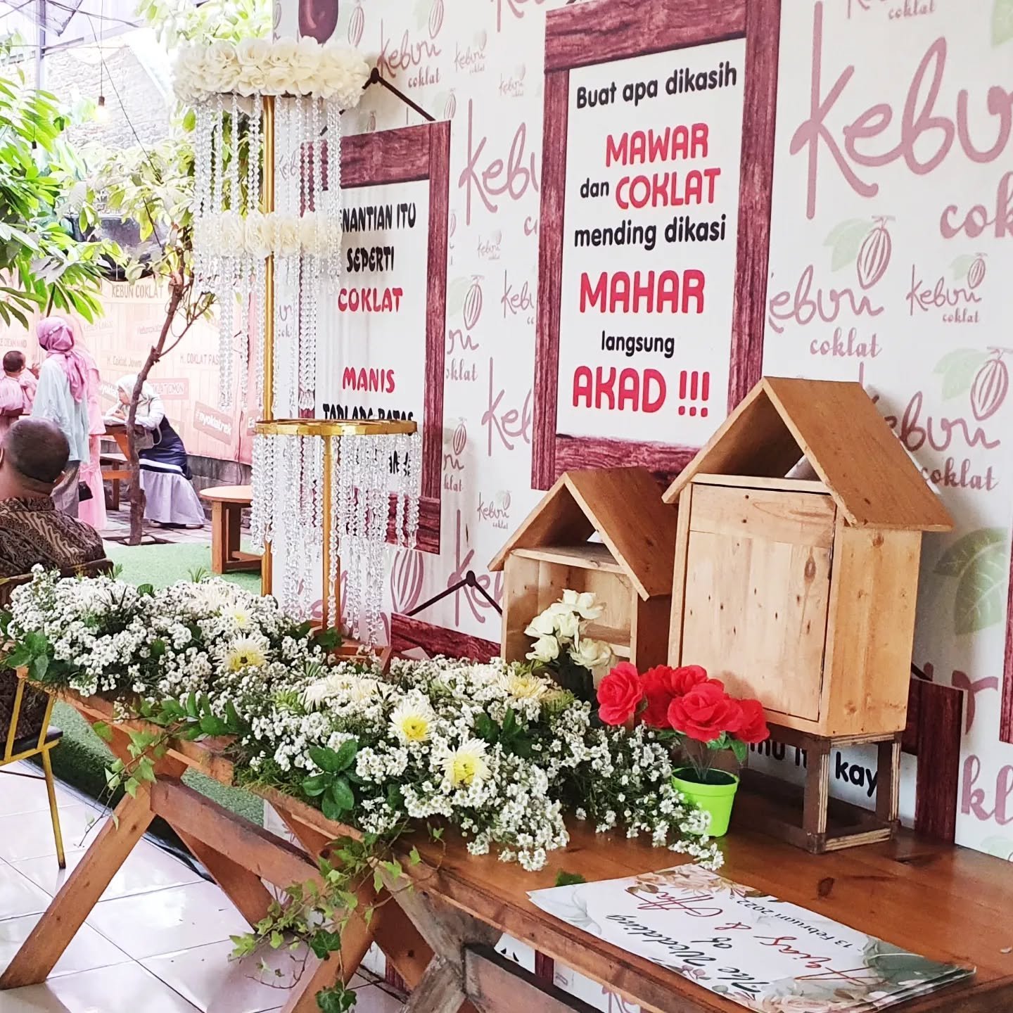 Intimate Wedding Ata & Ariyas di Resto Café Kebun Coklat Mojokerto