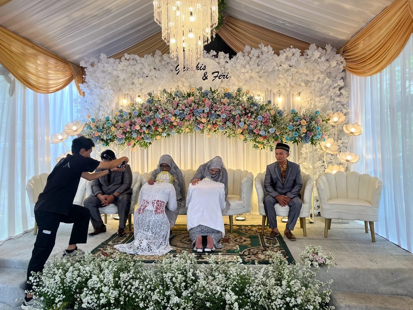Wedding Fery & Gendhis di GSG Sanggar Senam Ratri Pancoran Mas Depok