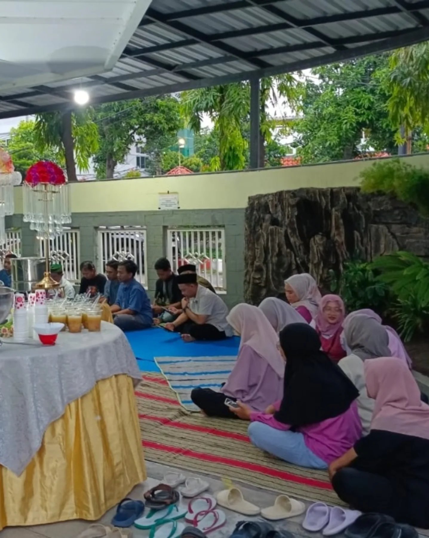 Buka Puasa Bersama PT Sprektra Mega Semesta di  Jl. Tenggilis Utara 1, Tenggilis Mejoyo Surabaya