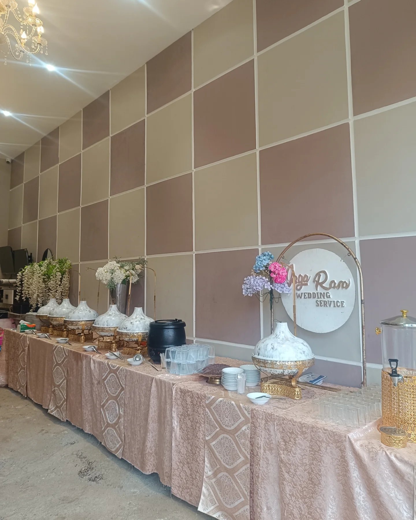 Buka Puasa Bersama Keluarga Besar Mei Taufan di Komplek Dosen UI Cirendeu Ciputat Timur Tangerang