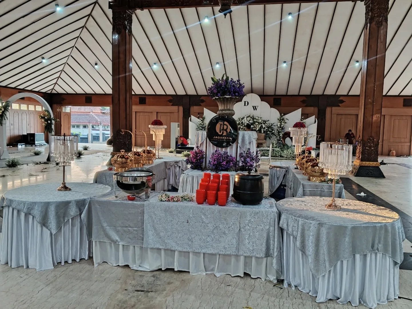 Wedding Welly & Dyah di Semi Outdoor Venue Taman Krida Budaya Malang