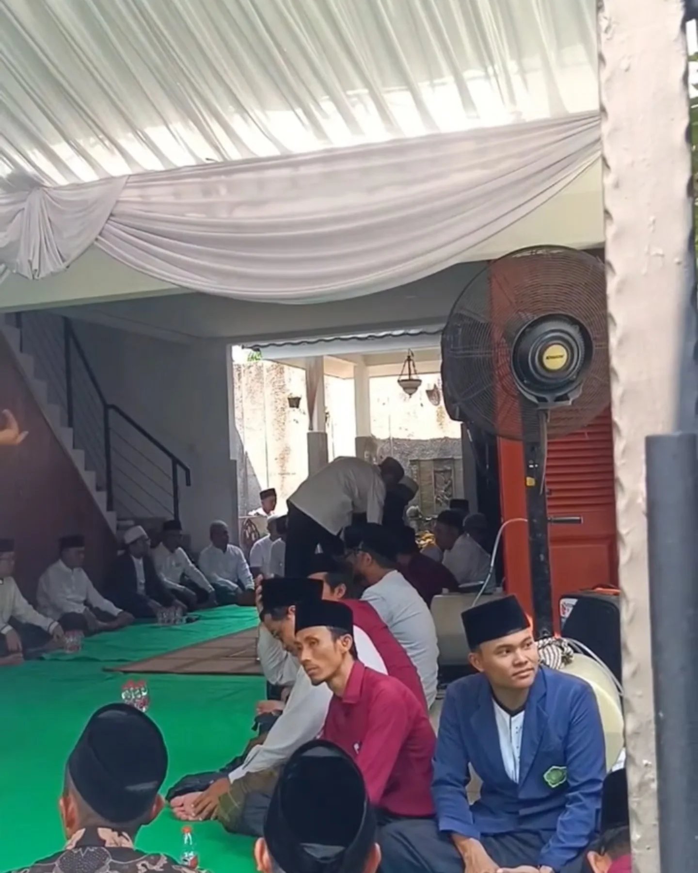 Tasyakuran Keberangkatan Haji Hana di  Ponpes Asshiddiqiyah Jakarta Barat