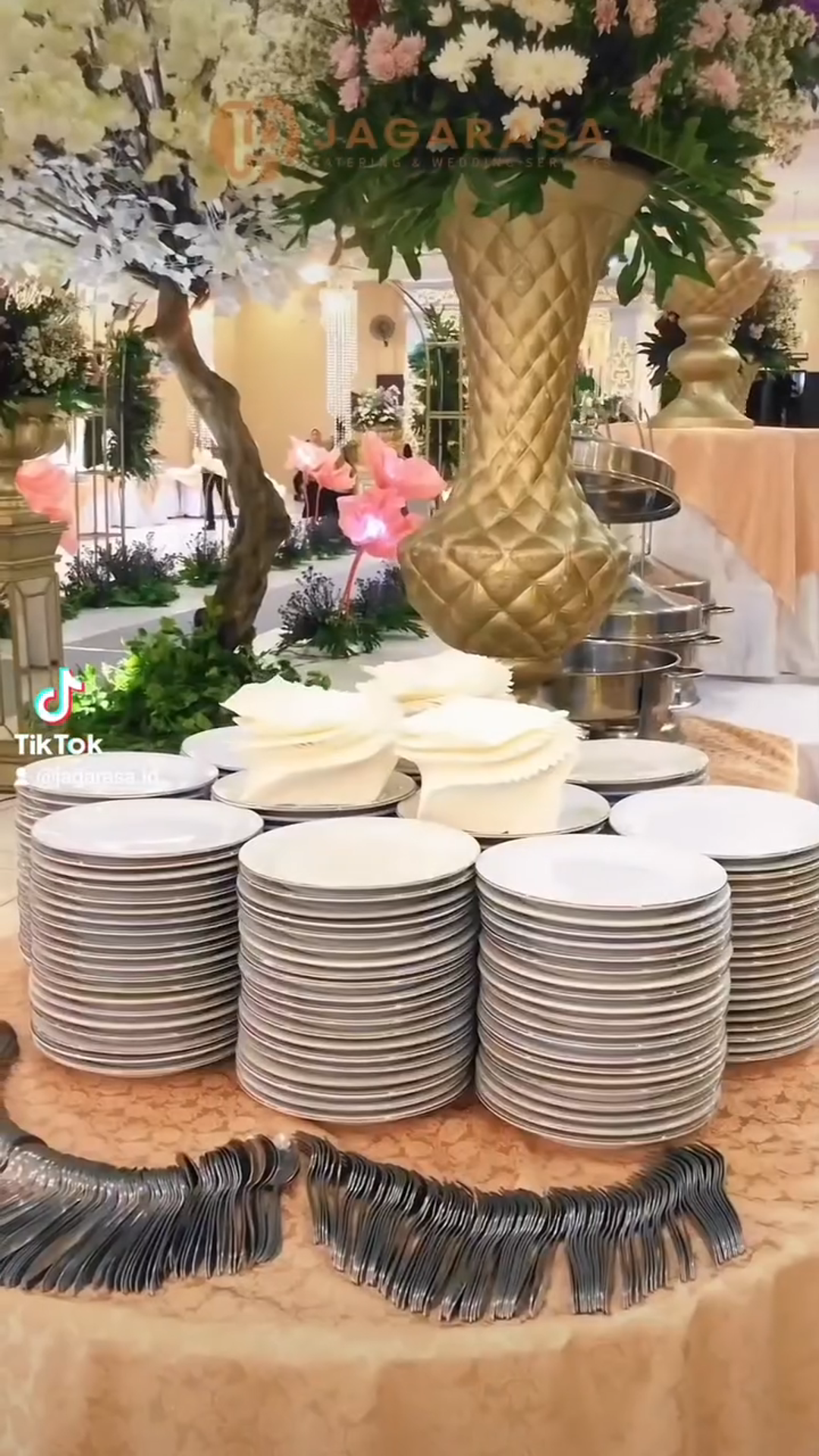 Wedding Imam & Devi di Gedung Graha Bhara Daksa Tangerang