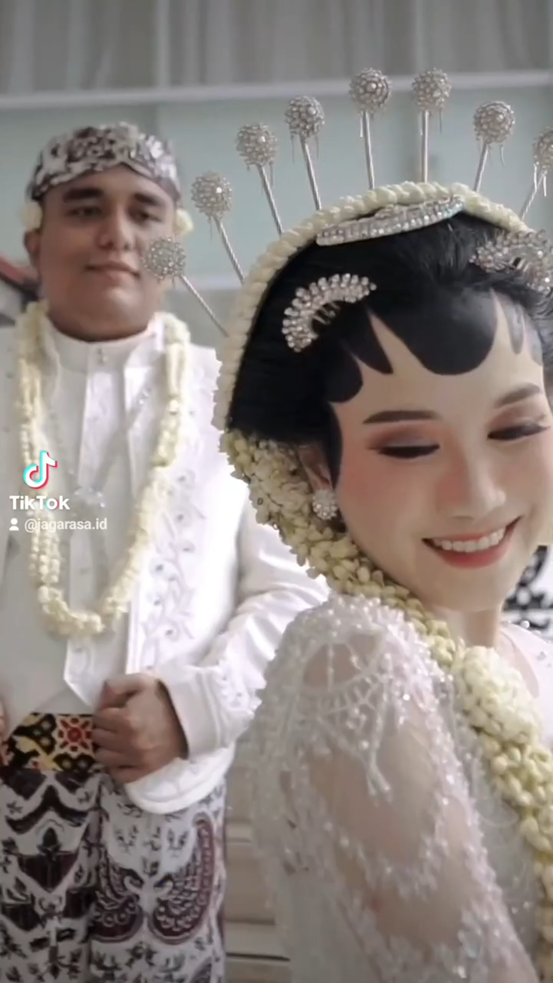 Wedding Khairo & Jelita di Ballroom Savero Hotel Depok