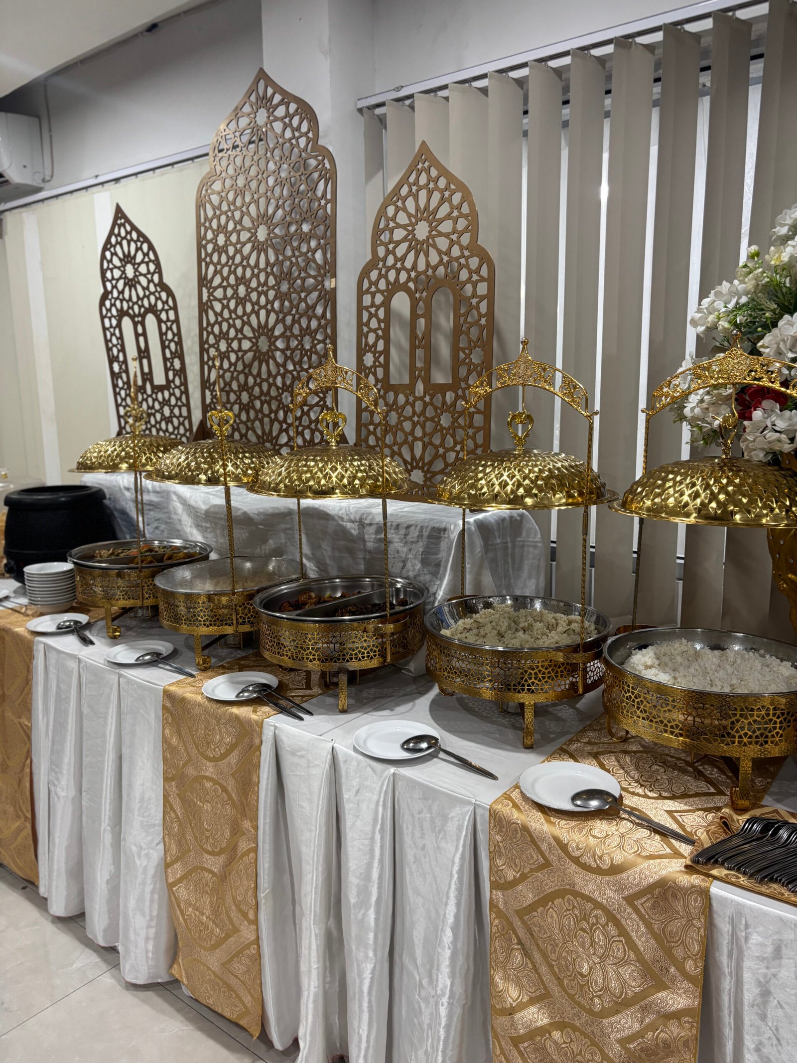 Solusi Sempurna Hidangan Hari Raya: Paket Catering Ketupat Idul Fitri dan Halal Bihalal Jakarta